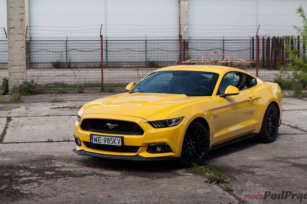 Ford Mustang GT 2