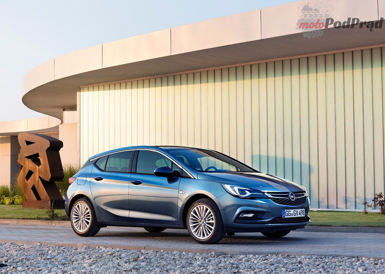 Opel Astra 2016 1280 03