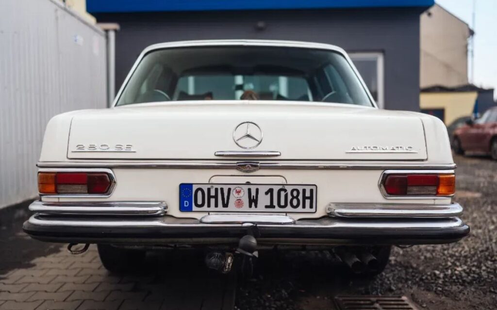 Mercedes S 1968 4