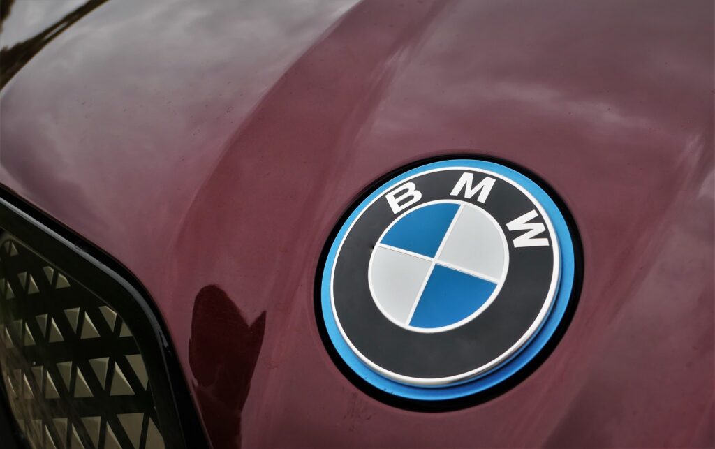 BMW iX 50 i 9