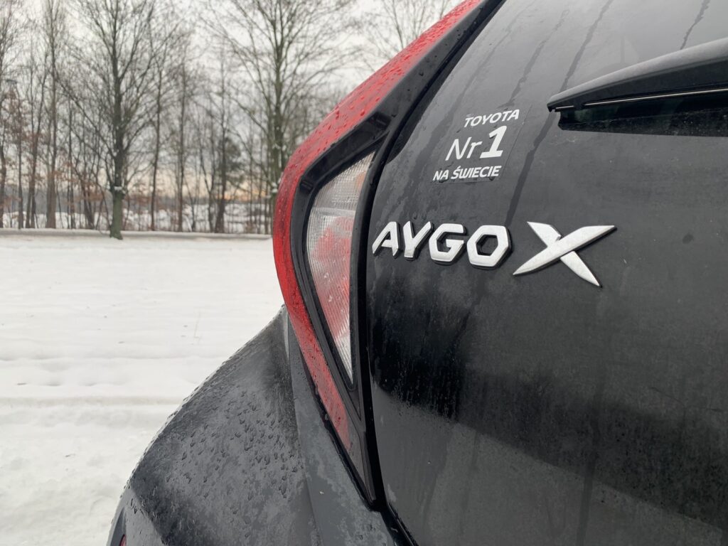 Toyota Aygo X Limited 16