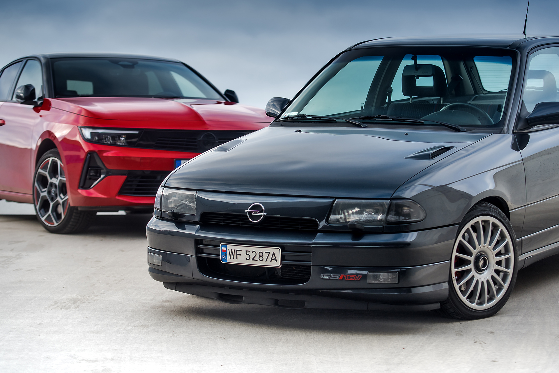 Opel Astra stara vs nowa 7