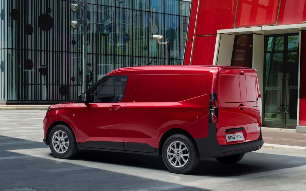 Ford e transit courier