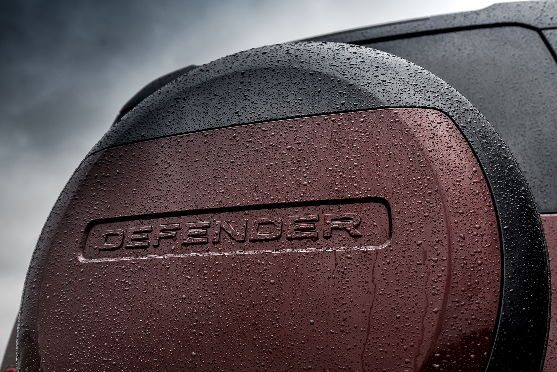 Land Rover Defender 3