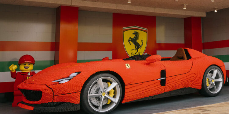 Ferrari Monza SP1 z klockow Lego