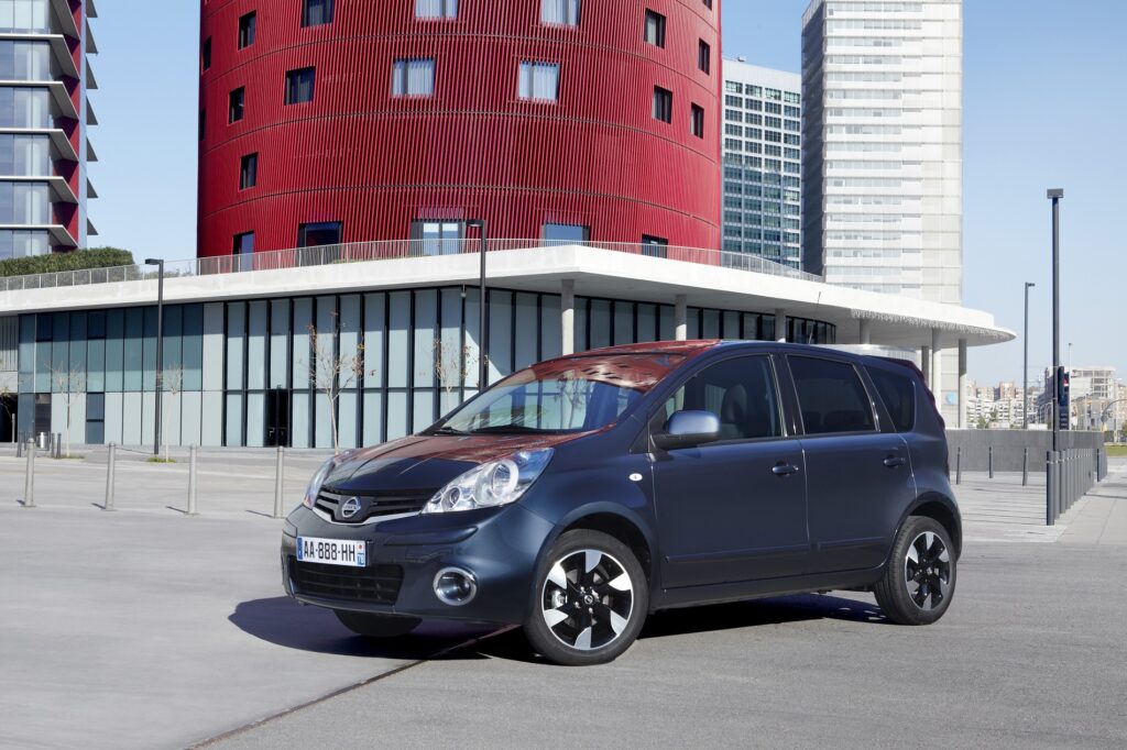 nissan note 338