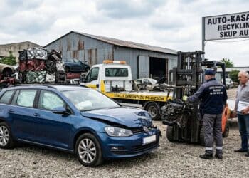 samodzielna sprzedaz starego samochodu