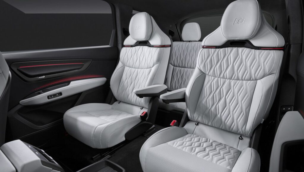 Audi q9 tylna kanapa