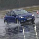 Nowy Ford Focus 2014 DDS1928
